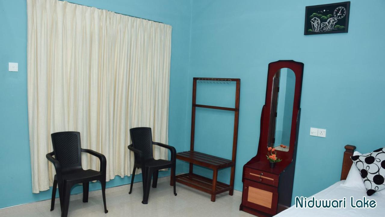 Niduwari Lake Homestay Dambulla Eksteriør billede